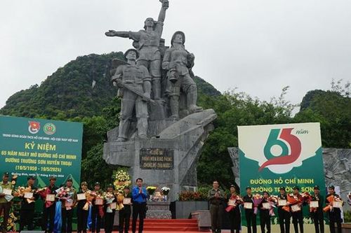 Kỷ niệm 65 năm Ngày mở đường Trường Sơn: Con đường huyền thoại mãi mãi đi vào lịch sử dân tộc