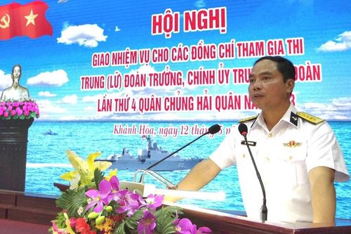 Thủ tướng bổ nhiệm Tham mưu trưởng Quân chủng Hải quân và Tham mưu trưởng Quân khu 1