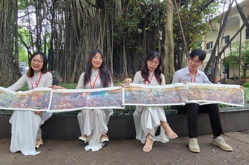 Thêm 100.000 bản phụ san tranh panorama 'Chiến dịch Điện Biên Phủ' được Báo Nhân Dân in tặng bạn đọc