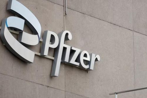 Pfizer thắng kiện AstraZeneca 107,5 triệu USD về bằng sáng chế thuốc trị ung thư