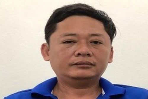 Tạm giữ hình sự người xúc phạm, đánh vào mặt CSGT