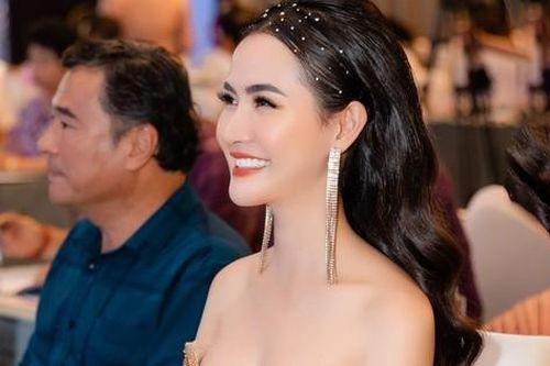 Phan Thị Mơ trở thành quán quân Cười xuyên Việt