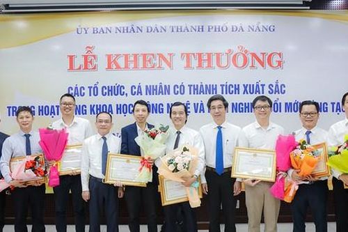 ĐH Duy Tân nhận nhiều Bằng khen của UBND TP. Đà Nẵng cho Nghiên cứu Khoa học và Khởi nghiệp