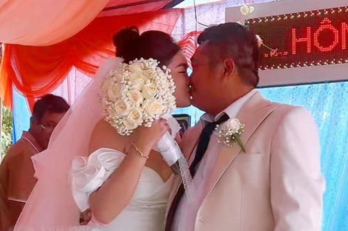 Đám cưới lần hai của Thằng Cò 'Đất phương Nam'