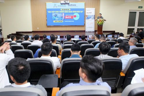 Hội thảo khoa học 'Can thiệp sang thương động mạch vành phức tạp'