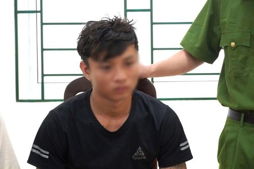Bắt các đối tượng tàng trữ trái phép chất ma túy