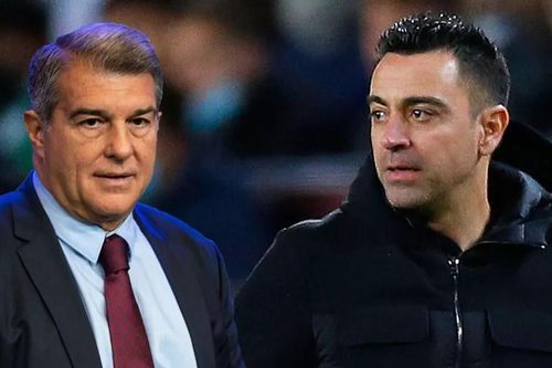 Barca méo mặt tốn 20 triệu euro để sa thải Xavi