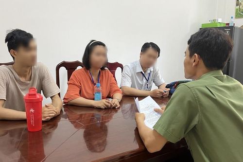 Phát hiện nhóm truyền đạo 'Hội thánh Đức Chúa trời' có cả trẻ em tham gia