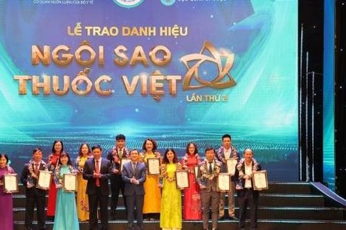 Trao danh hiệu 'Ngôi sao thuốc Việt' lần thứ 2