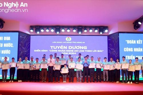 Tuyên dương 95 điển hình 'Công nhân Nghệ An làm theo lời Bác' năm 2024