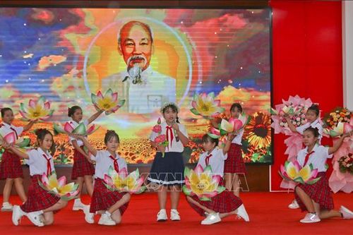 Kỷ niệm 134 năm Ngày sinh Chủ tịch Hồ Chí Minh: Những chuyện kể về Bác