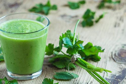 Ăn 1 mớ rau này tốt ngang thịt, rất sẵn ở vườn ai không biết 'hơi phí'