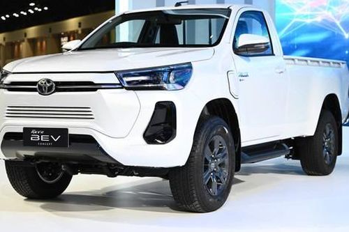 Toyota sắp sản xuất xe bán tải điện tại Thái Lan