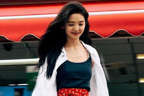 Sao nữ sở hữu vibe chuẩn 'tình đầu quốc dân' khiến dân tình mê mệt