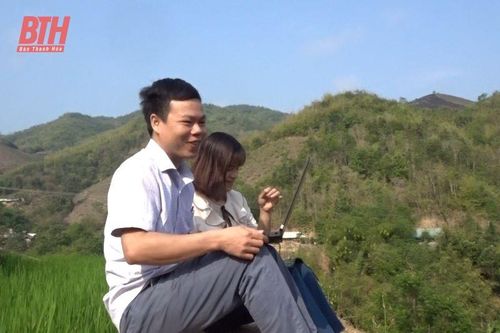 Những người 'gieo chữ' nơi cổng xứ Thanh - Bài 3: Tình yêu 'nảy mầm' trên đá!