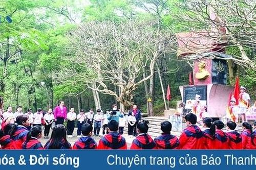 Tháng 5... nhớ Bác