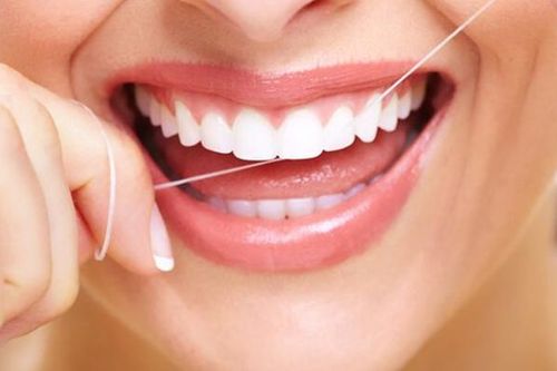 Mẹo loại bỏ mảng bám răng