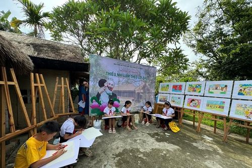 Hơn 100 học sinh tham gia hội thi vẽ 'Thiếu nhi làm theo lời Bác'