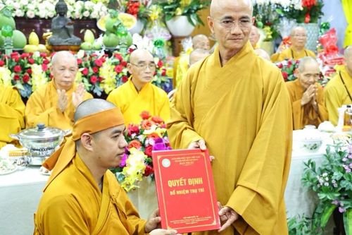 Lễ công bố, trao quyết định bổ nhiệm Đại đức Thích Đồng Mẫn trụ trì chùa Pháp Linh (Q.Phú Nhuận)