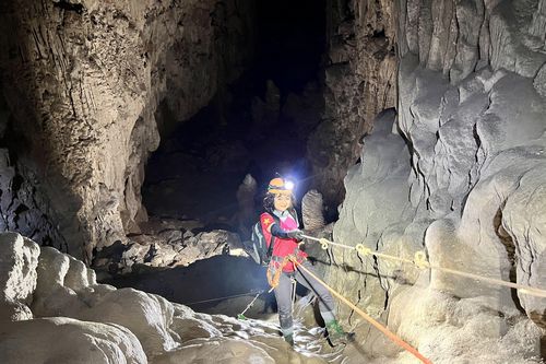 Du lịch hang Sơn Đoòng Quảng Bình