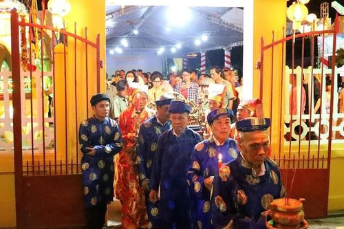 Khai mạc lễ hội Kỳ yên Thượng điền Đình Bình Thủy