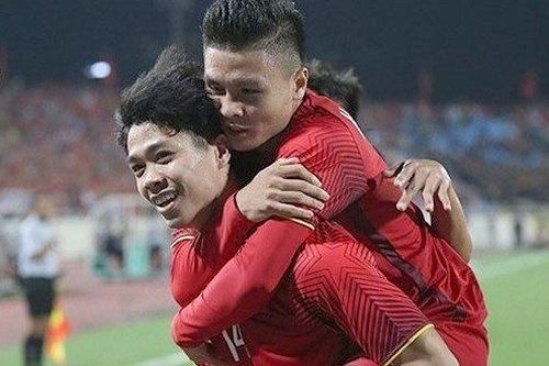 Quang Hải nhận lương kém xa Công Phượng tại Nhật Bản?