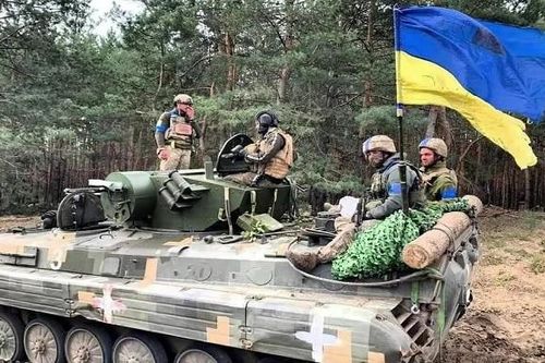 Kiev tự tin đối phương không thể đánh lớn ở Kharkov