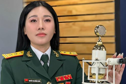 Thượng tá, NSƯT Hương Giang kể kỷ niệm với ca khúc 'Lời Bác dặn trước lúc đi xa'