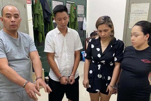 Thai phụ 8 tháng bị bắt quả tang đang sử dụng ma túy ở Hà Nội