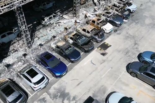 Cháy showroom thứ 10, BYD khẳng định không phải do xe điện trưng bày