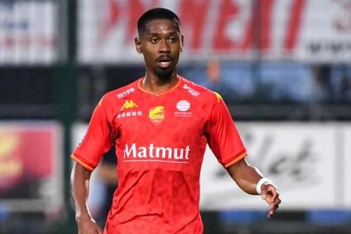 Thêm ngôi sao Việt kiều sắp thi đấu ở V.League; Leverkusen đi vào lịch sử bóng đá Đức