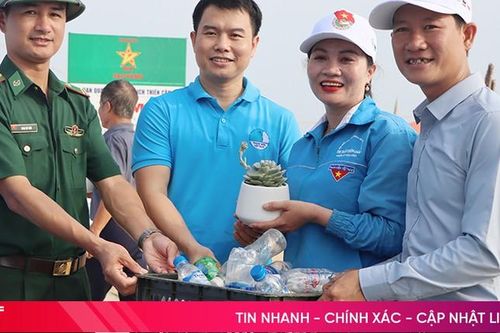 Hành động vì đại dương không rác thải nhựa tại biển Thiên Cầm