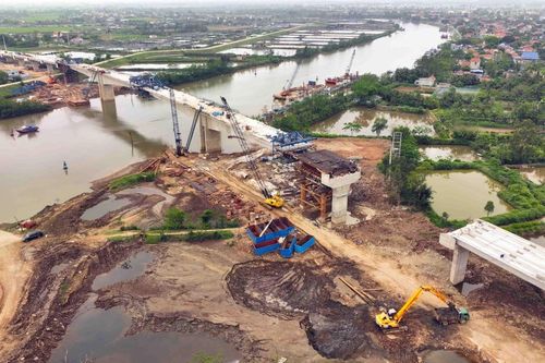 Một số dự án đường ven biển miền Trung giải ngân thấp, chậm tiến độ