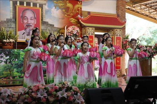 Lời ca dâng Bác tại địa danh lịch sử Nakhon Phanom