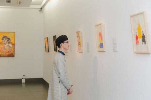 'Việt Nam có một nền nghệ thuật sôi động với nhiều tài năng trẻ'