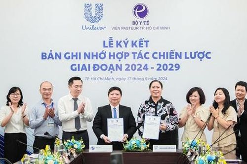 Đồng hành cải thiện sức khỏe, điều kiện sống của người Việt
