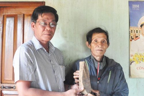Chuyện sưu tầm kỷ vật của những người khai thác gỗ xây Lăng Bác năm xưa