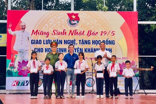 Tổ chức các hoạt động nhân dịp kỷ niệm 134 năm Ngày sinh Chủ tịch Hồ Chí Minh