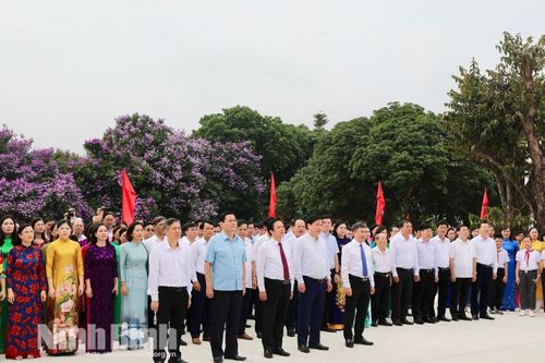 Thành phố Tam Điệp tổ chức Lễ Báo công dâng Bác và khai trương Thư viện thành phố