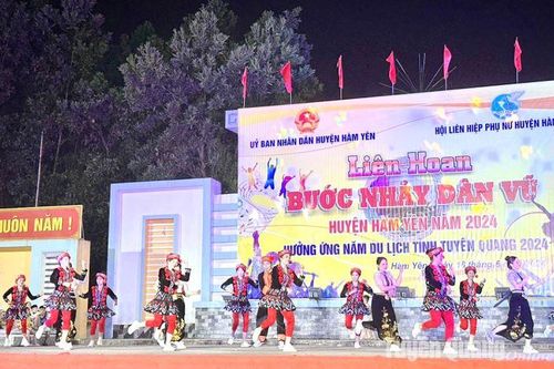 Hàm Yên tổ chức Liên hoan bước nhảy dân vũ