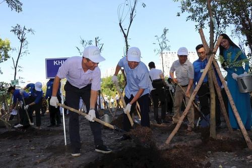 TP.HCM phát động 'Tết trồng cây đời đời nhớ ơn Bác Hồ' năm 2024