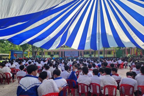 Quảng Trị: Phiên tòa giả định tuyên truyền phòng chống tội phạm ma túy cho học sinh