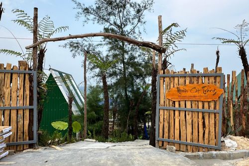 Đình chỉ hoạt động nhà hàng, homestay sai phép trên bãi biển đẹp của Huế