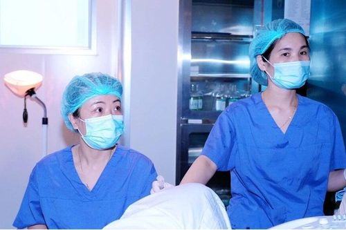 Người phụ nữ kiệt quệ sức khỏe sau gần 20 lần chuyển phôi thất bại
