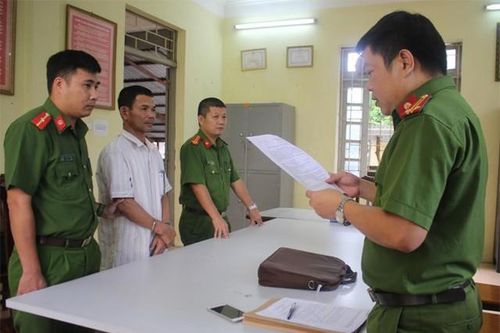 Người phụ nữ bị tạt a-xít và sự đớn hèn của gã đàn ông (P cuối): Manh mối không ngờ tới