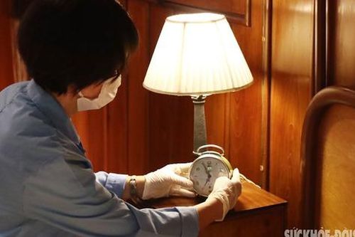 Lặng thầm chăm sóc Khu di tích Chủ tịch Hồ Chí Minh tại Phủ Chủ tịch