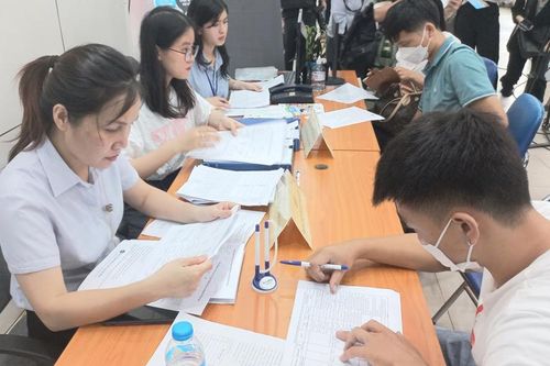 Đề xuất miễn bảo hiểm thất nghiệp sau khi đóng 12 năm mà chưa hưởng lần nào