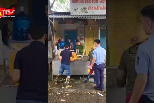 Xử phạt 70 triệu đồng hộ kinh doanh nầm lợn không nguồn gốc