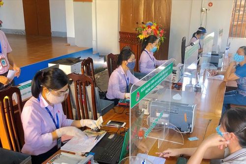 Giãn, hoãn nợ để hỗ trợ doanh nghiệp
