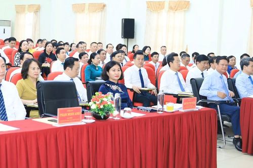 Khai giảng Lớp bồi dưỡng cho cán bộ diện Ban Thường vụ Thành ủy quản lý